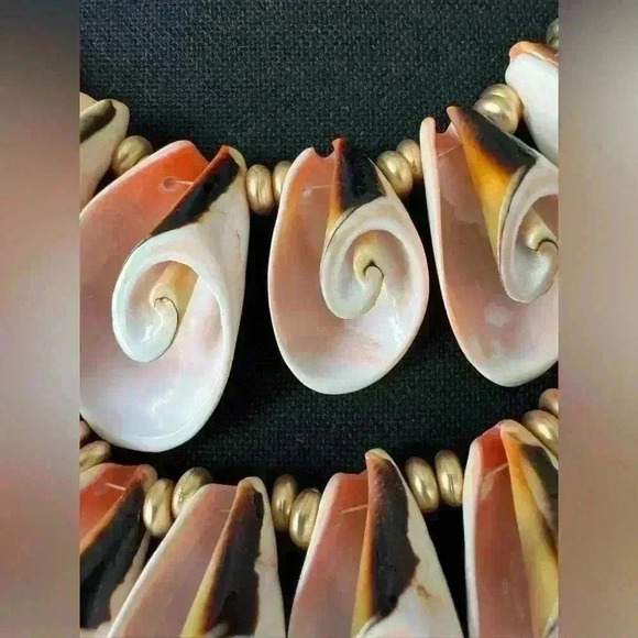 NEW Free People Collier Two Strangers Shell Statement Necklace 💕Hard to Find! - Picture 7 of 9